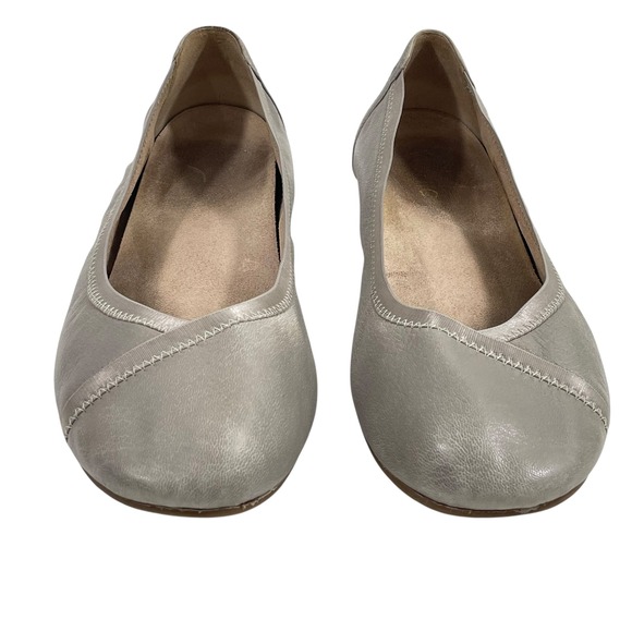 Vionic Carol Ballet Flats Womens Size 10 Gray Leather Round Toe‎ Comfortable - Picture 6 of 9